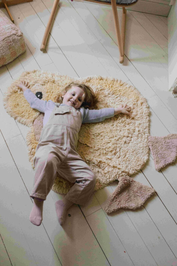 Washable Duckling Rug – 95 × 120 cm