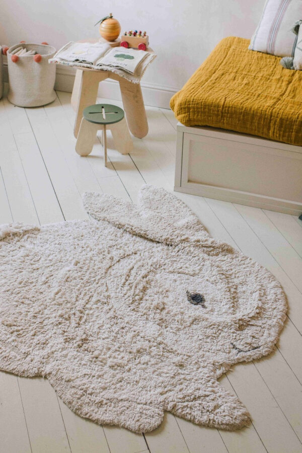 Washable Bunny Rug – 130 × 135 cm