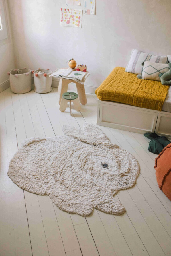 Washable Bunny Rug – 130 × 135 cm
