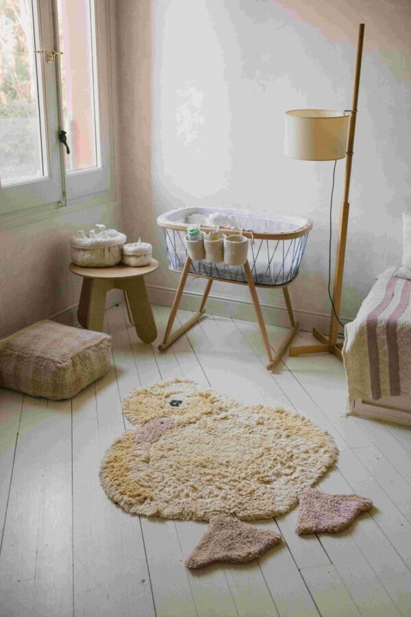 Washable Duckling Rug – 95 × 120 cm