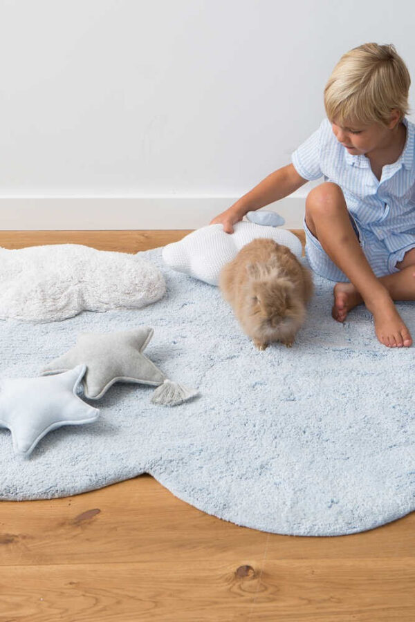 Washable Puffy Cloud Rug with Pillow – Blue, 110 × 170 cm